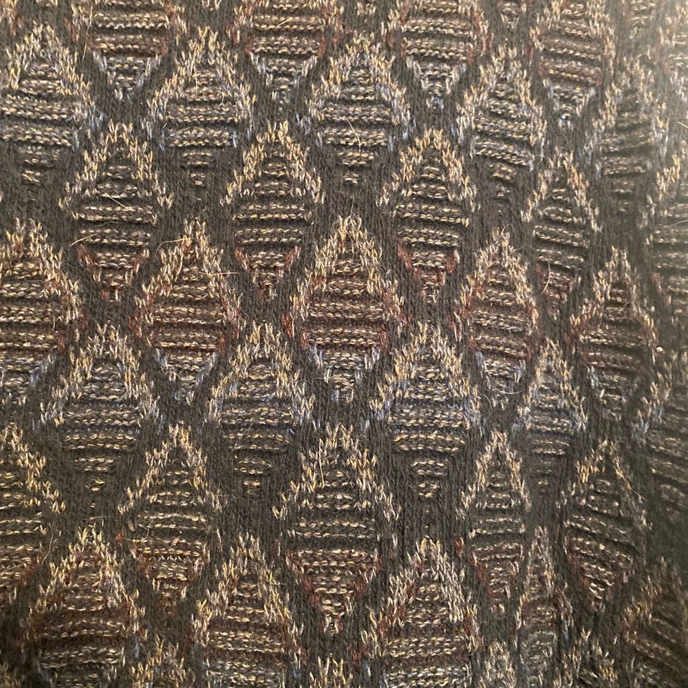 Knit Patterned Sweater - Picture 6 of 6